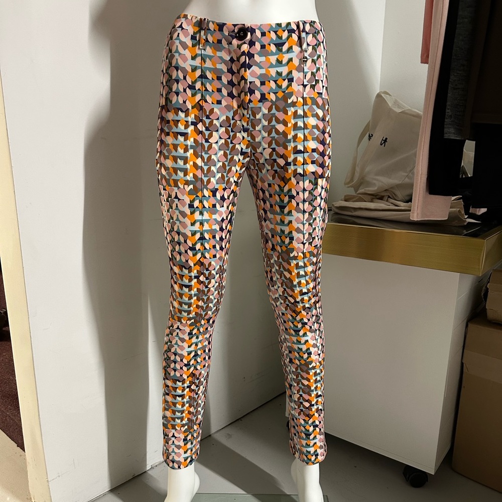 BRAND NEW MARC CAIN J32 Pants 74